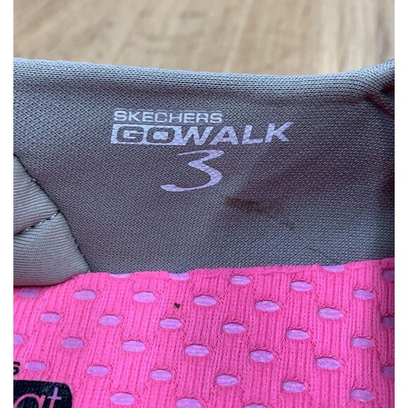 Skechers Go Walk 3 Shoes Women's Size 8.5 Stone beige Slip On Flats GoGo Mat - Picture 16 of 16